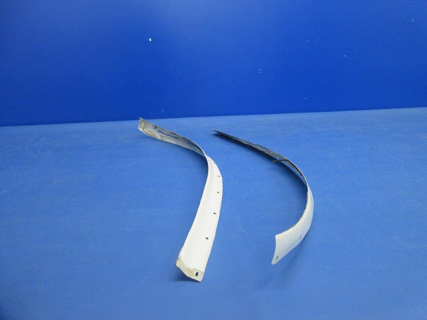 Piper PA-32RT-300T Lance II Windshield Collar & Trim Strip 69220-04 (0924-2081)