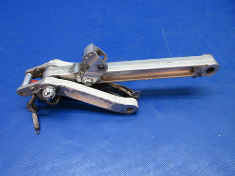 Piper PA-23-250 Aztec Link Assy Main Gear Drag P/N 16240-00 (0824-1321)