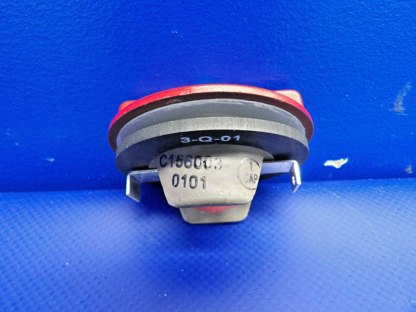 Cessna Fuel Filler Cap w/ 8130 P/N C156003-0101 NOS (0426-1227)3