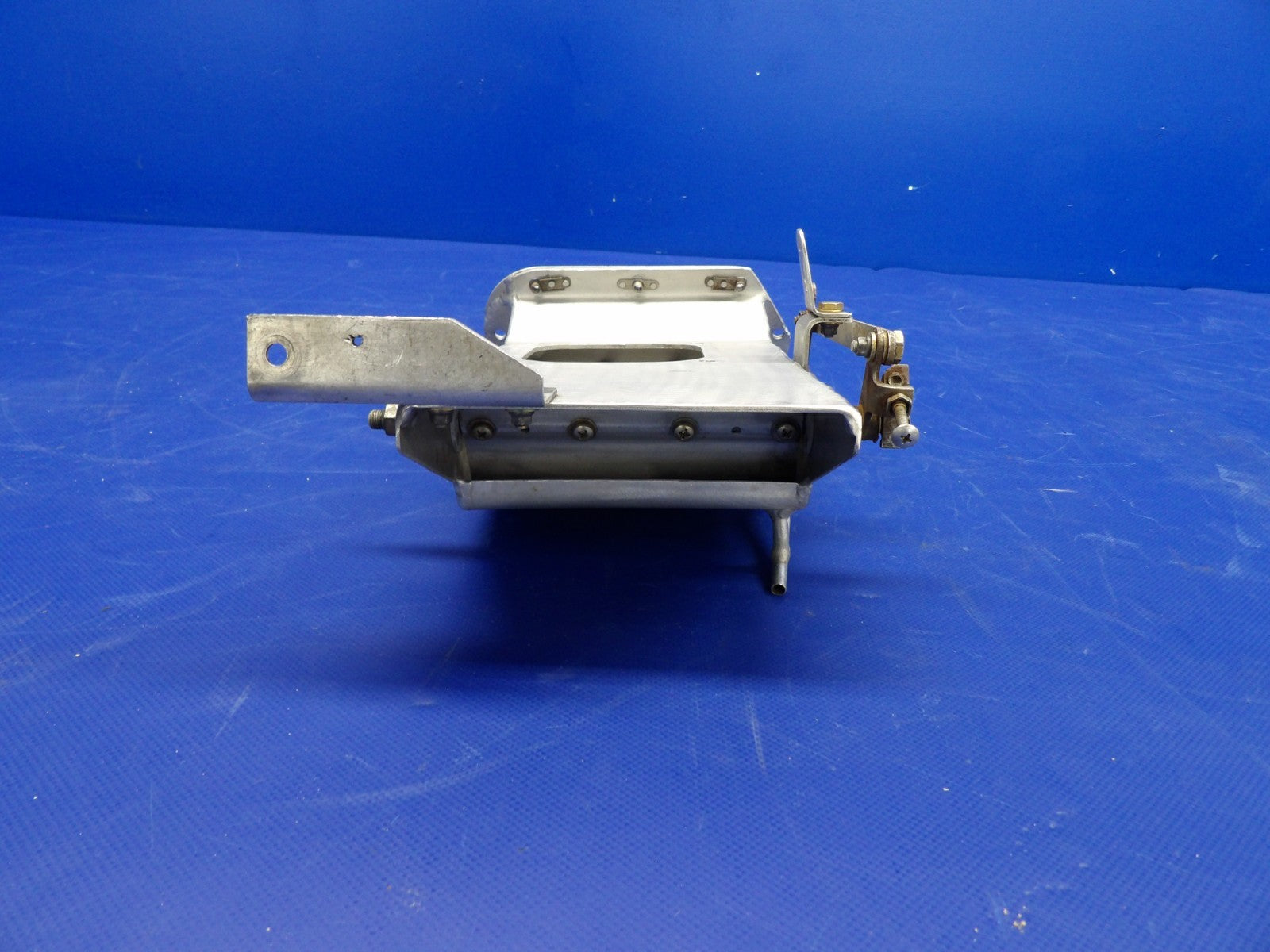 Beech D95A Travel Air Left Hand Air Box P/N 95-919117-5 (0226-514)6