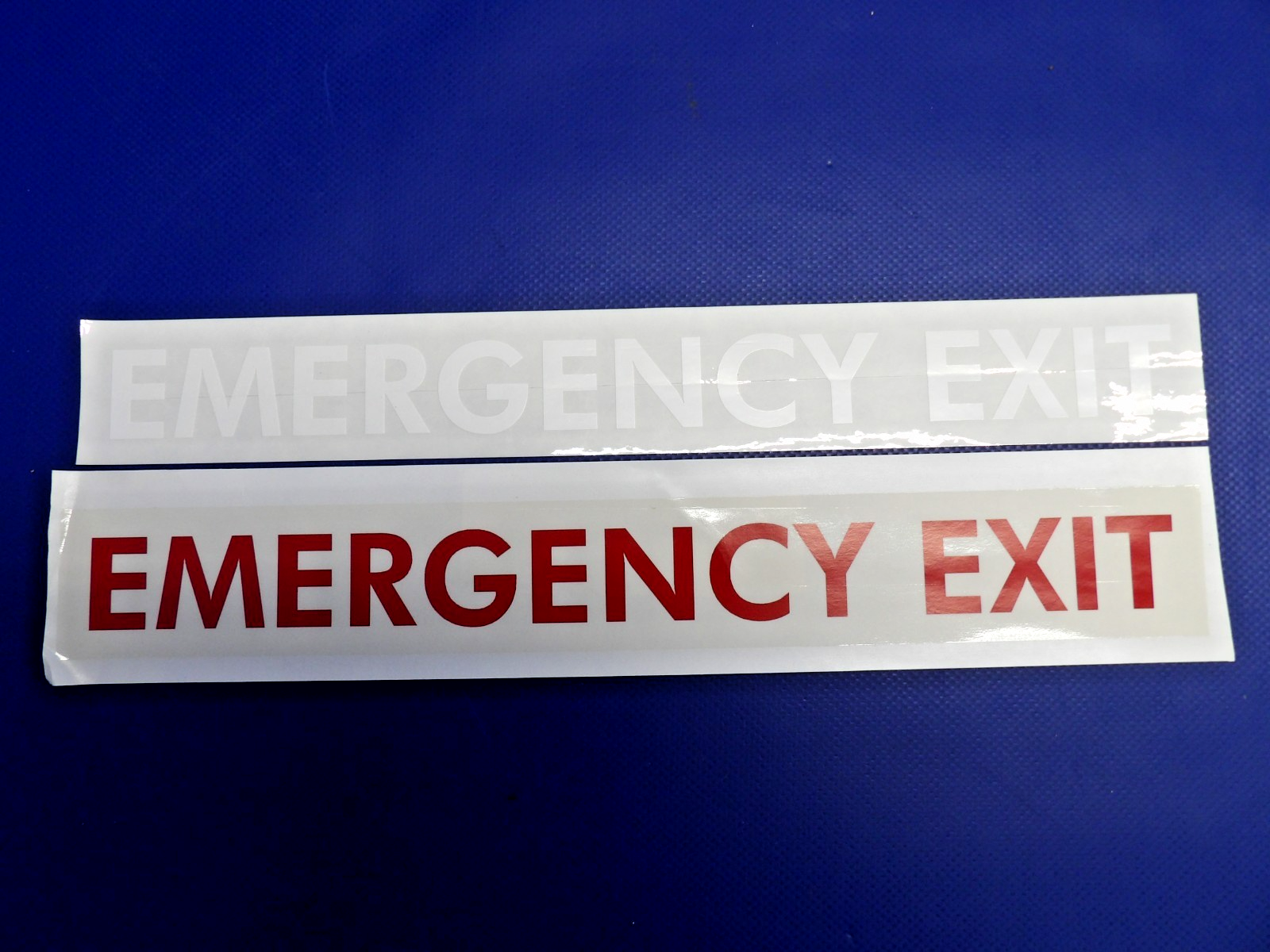 Beech King Air Emergency Exit Placard Kit w/ 8130 P/N 010-4310-3 NOS (0426-1301)6