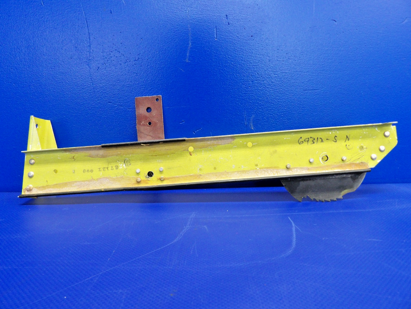 Piper PA-28 Parking Hand Brake Support Channel P/N 67137-00 (0426-1315)0