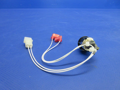 Cirrus SR22 Overhead Swivel Light & Switch Set P/N 50491-002 (0926-778)3