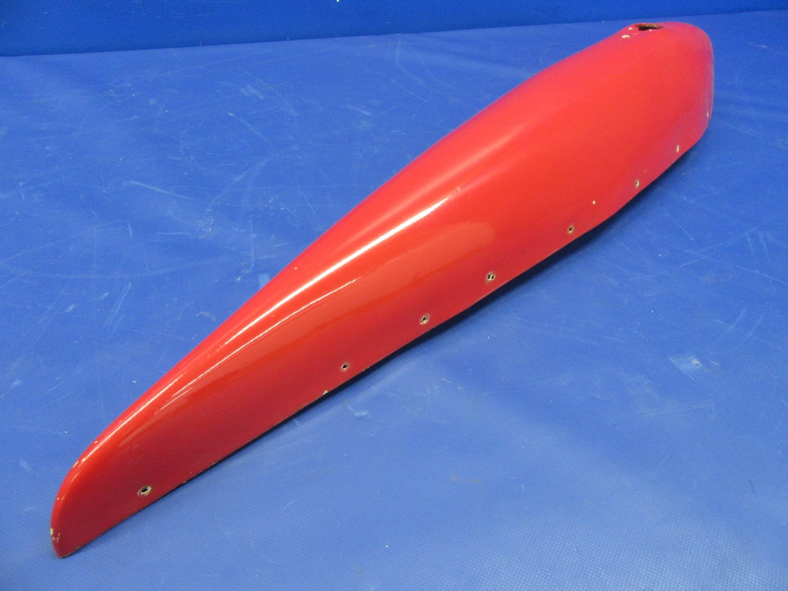 Piper PA-24-250 Comanche RH Wing Tip P/N 24870-01 (0326-04)7