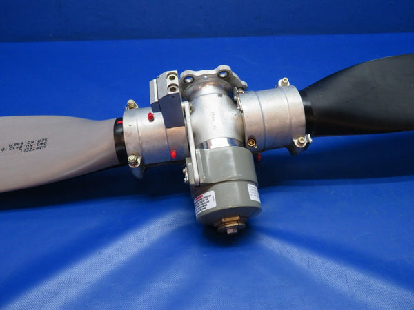 Piper PA-23-250 Aztec Hartzell Propeller Model HC-A2XK-2 (0524-98)