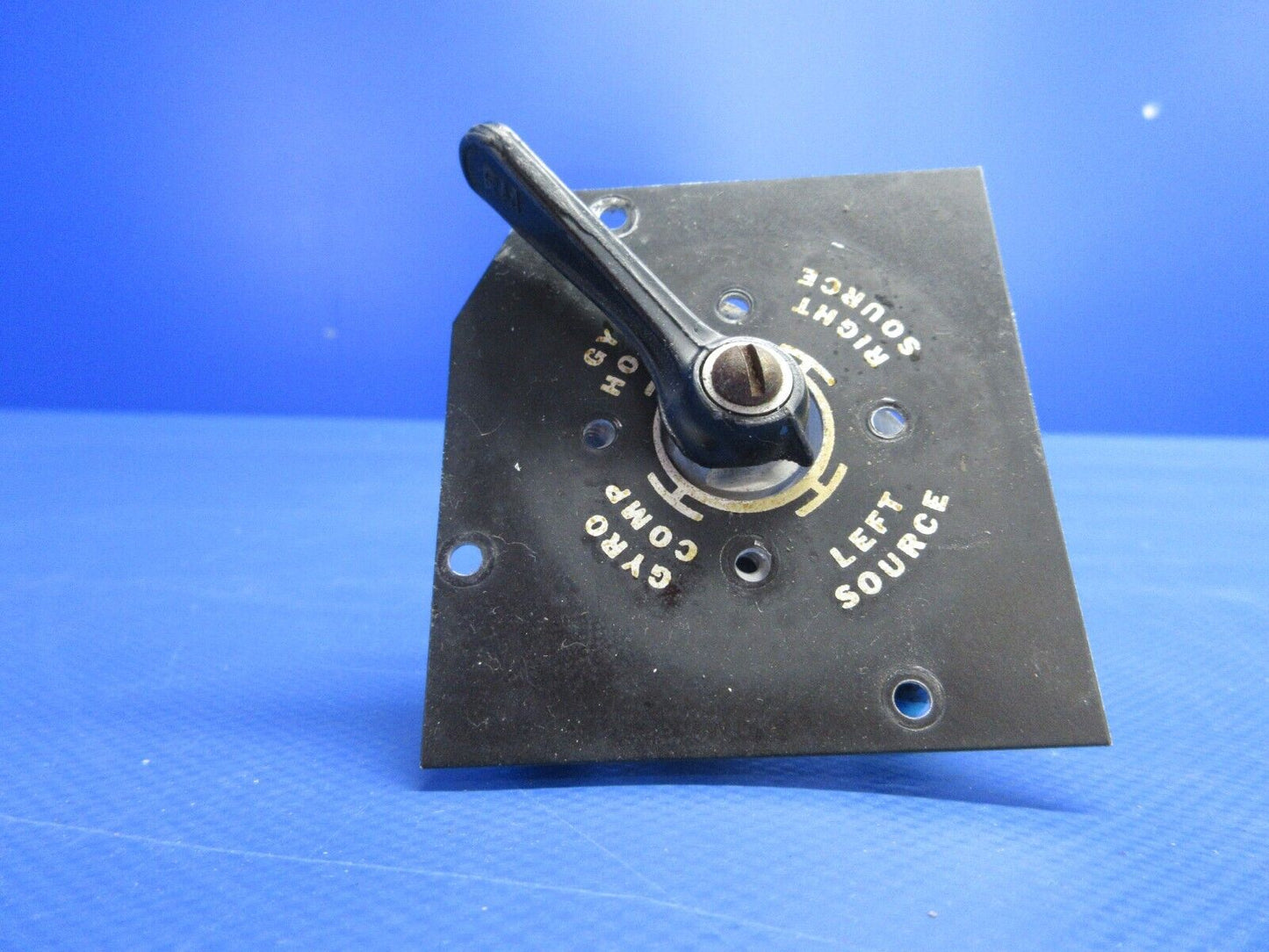 Piper PA-23-250 Aztec Vacuum Check Control Valve & Placard  18930-00 (0624-881)