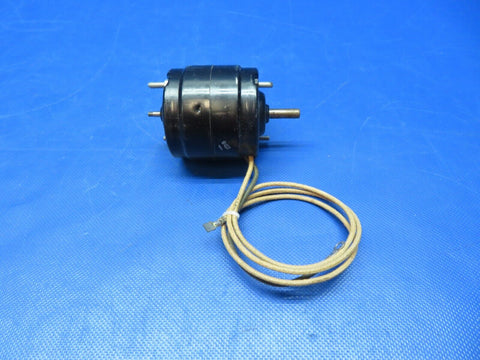 Stewart Warner Minit-Heat Instant-Heat Motor P/N G735522 NOS TESTED (0424-289)