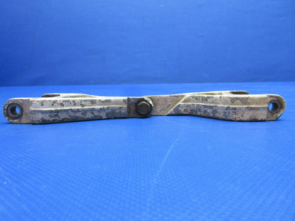 Piper PA-46 Malibu Mirage Nose Gear Torque Link Assy P/N 106680-02 (0424-611)