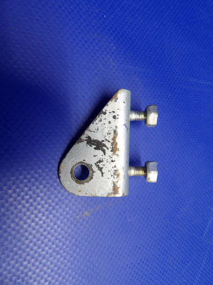 Cessna 172G Seat Belt Fitting LH/RH INBD/OTBD 0510205-3 & -4 SET OF 4 (0326-12108