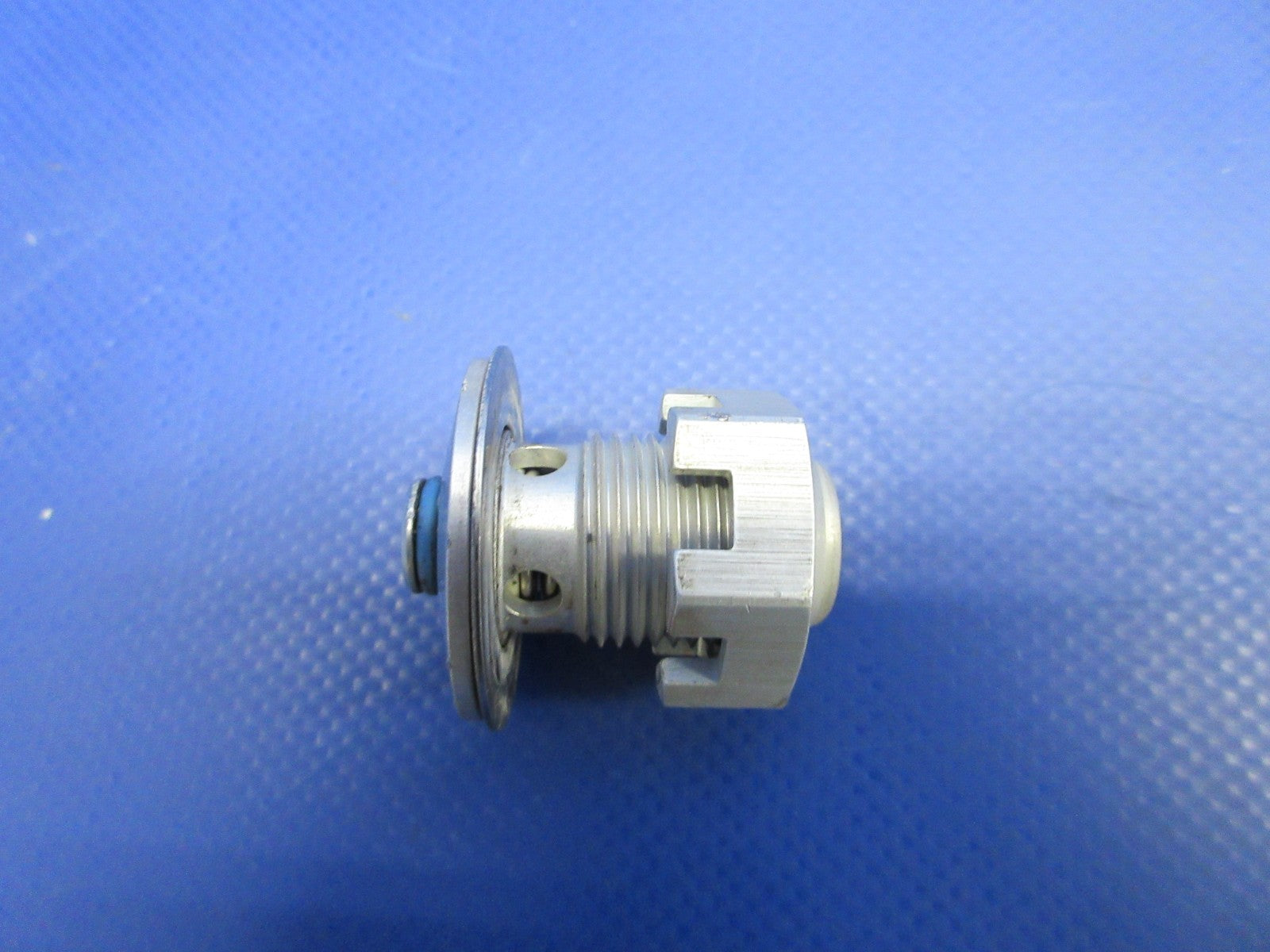 Cessna 310 / 310I AVI Fuel Drain Valve P/N 79C2A (0326-896)1
