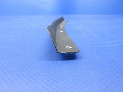 Piper PA-28-181 Co-Pilot Center Window Retainer Top & Sides 76264-00 (1224-2042)