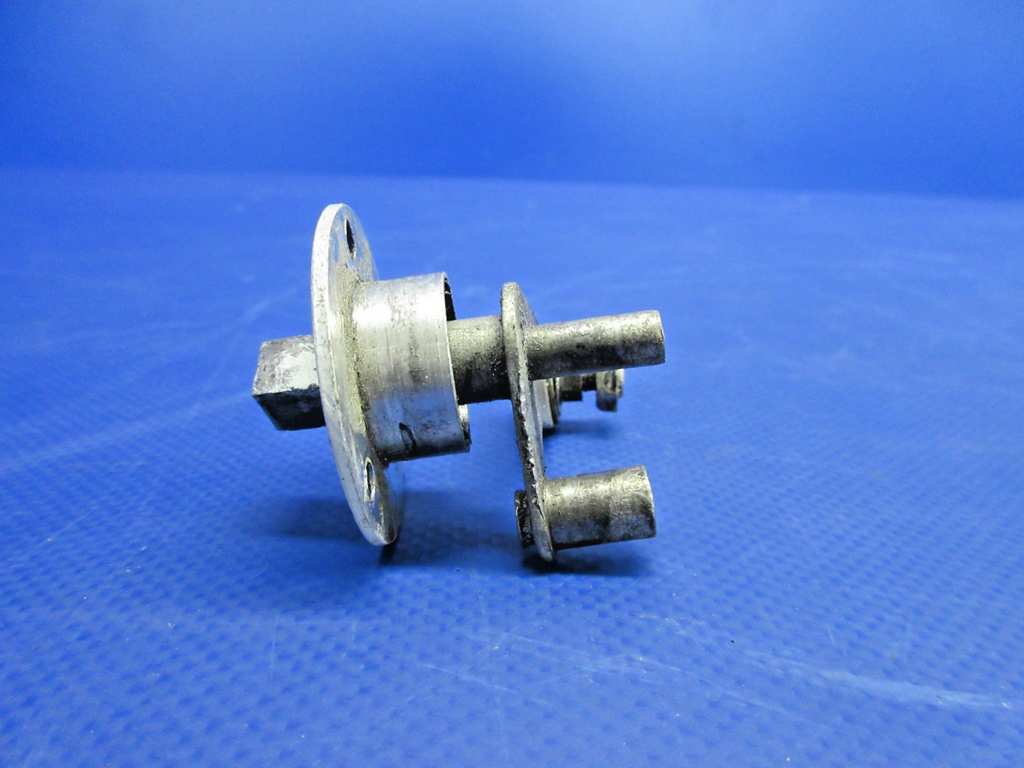 Beech F35 Bonanza Cabin Door Handle Shaft P/N 35-400462 (0726-818)7