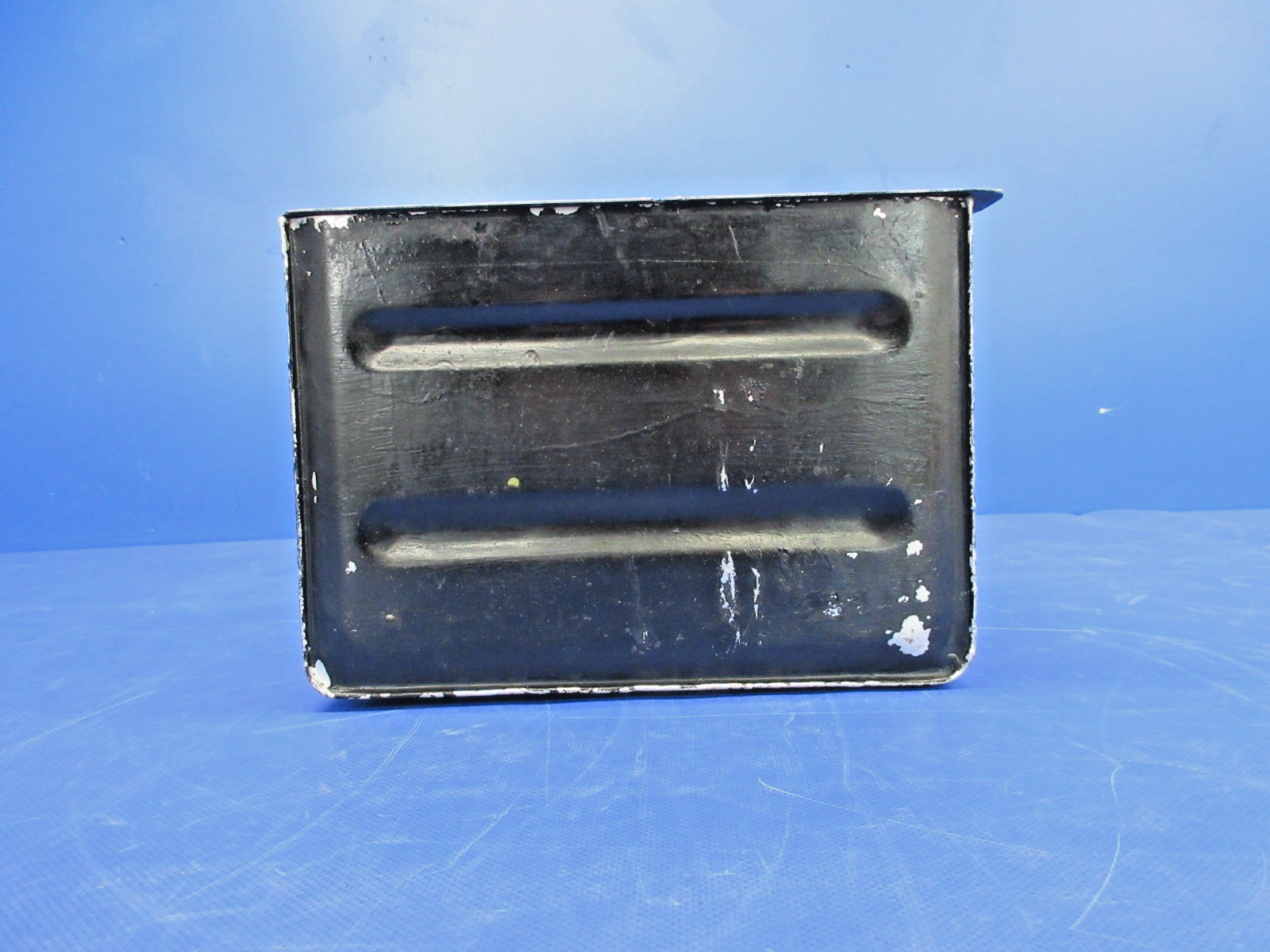 Cessna 310 / 310I Battery Box with Lid P/N 0822011-1 (0326-961)2