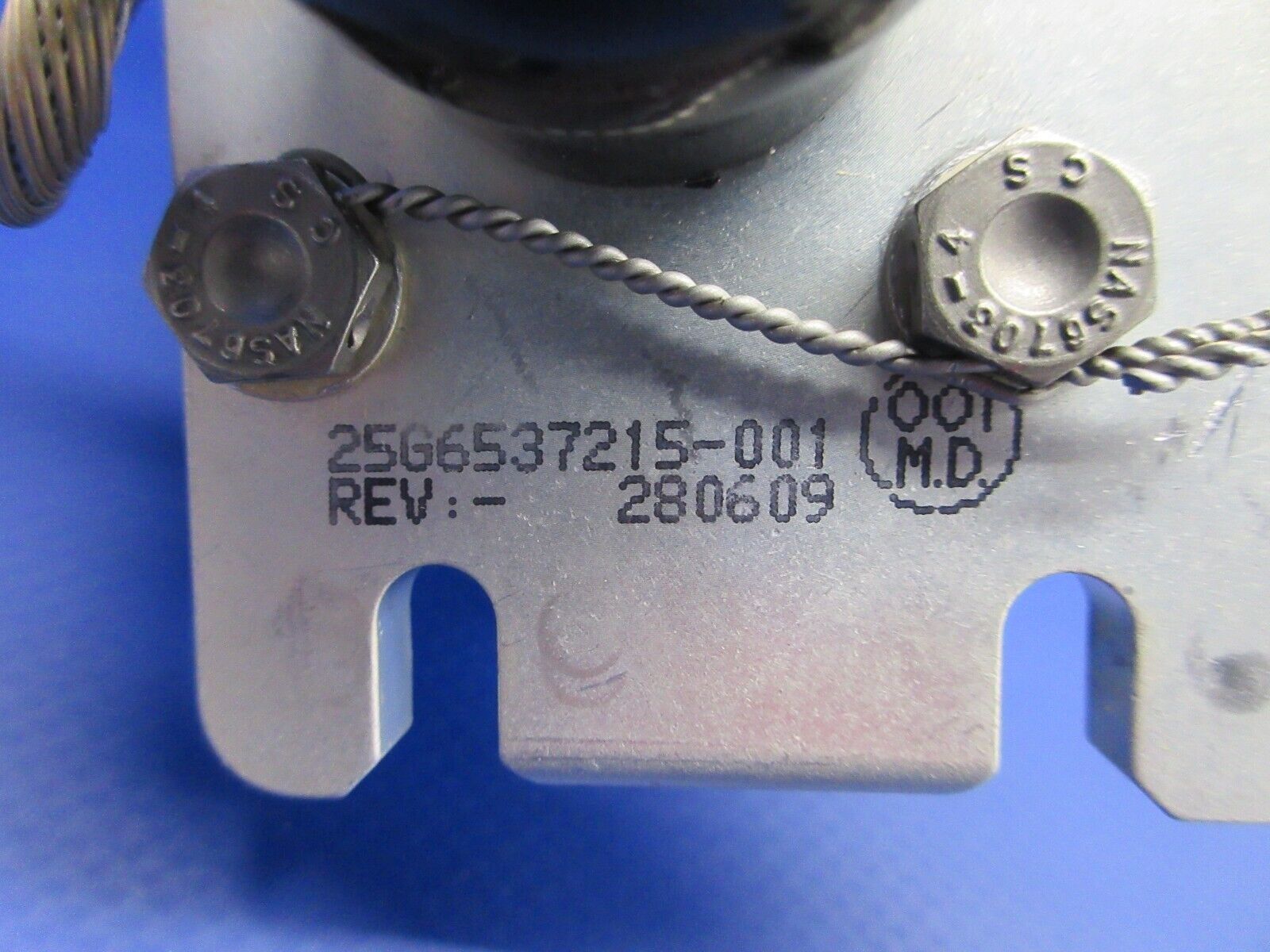 44096005