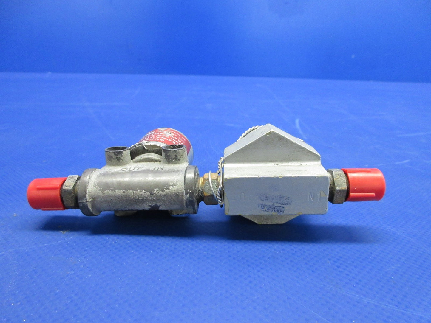Beech D95A Travel Air Dukes Solenoid Valve 24V P/N 3153-00-1 TESTED (0326-792)6