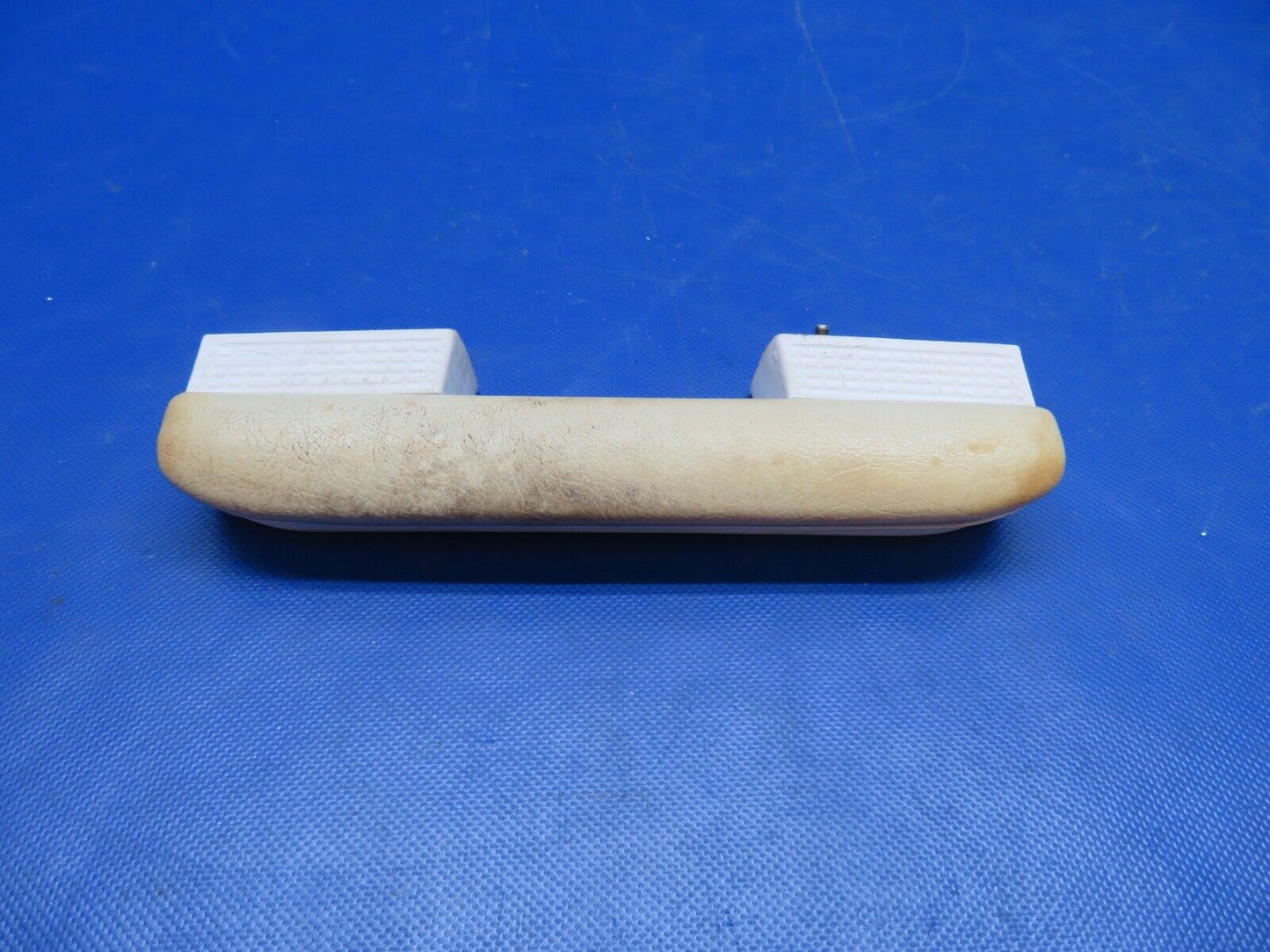 Cessna Armrest P/N 1414082 (0624-1813)