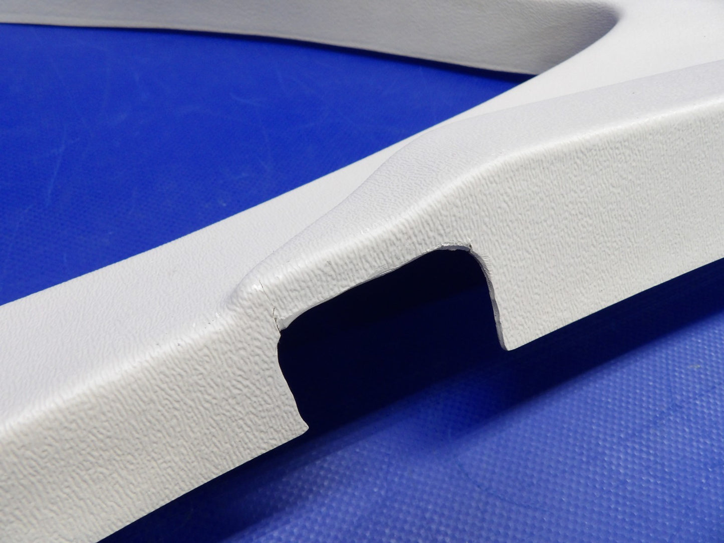 Cessna 172 / 172G RH + LH Rear Window Mouldings P/N 0500210-40 & -41 (0326-2029)16