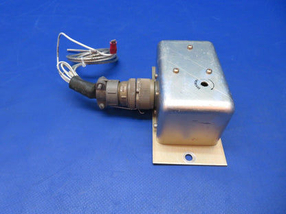 Lamar Voltage Regulator 28V P/N 36-380096-1 (0523-1027)