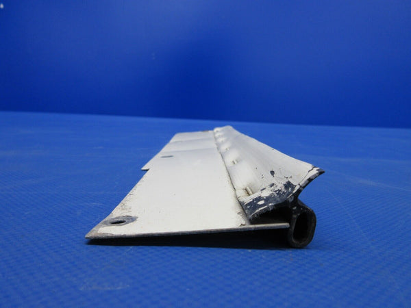 Piper PA-28-181 Archer AFT Wing Access Plate Assy LH & RH 67723-00 (0524-1039)