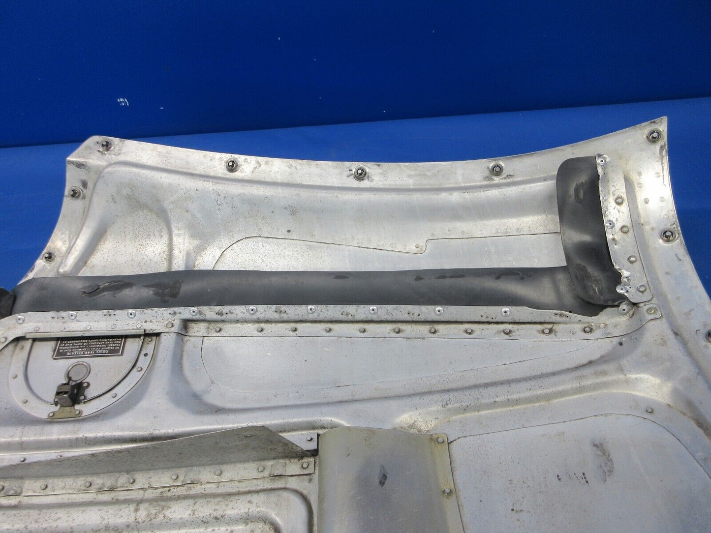 Cessna P337H Skymaster Rear Engine Cowl Door Assy RH P/N 1552128-202 (0724-1218)