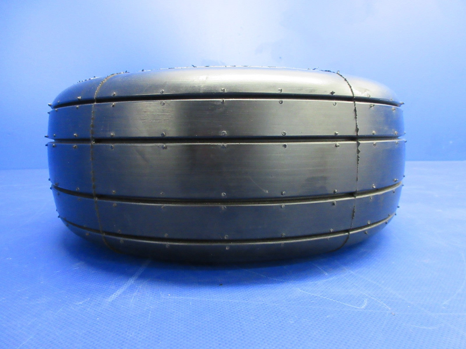 Cirrus / Cleveland 40-75P 6.00-6 Main Wheel w/tire 15x6.0-6 (0326-20189