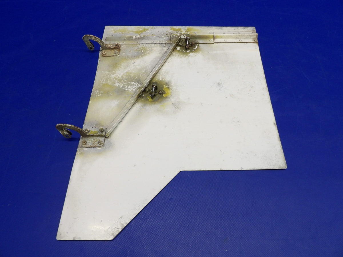 Mooney M20 / M20C LH Main Gear Door P/N 8590-1 (0426-1436)1