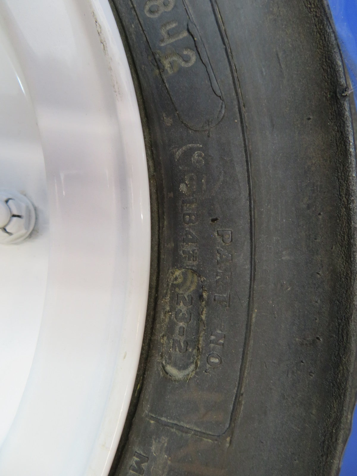 B.F. Goodrich Main Wheel 18 x 4.4 Type VII P/N 3-999 (0926-2165)13