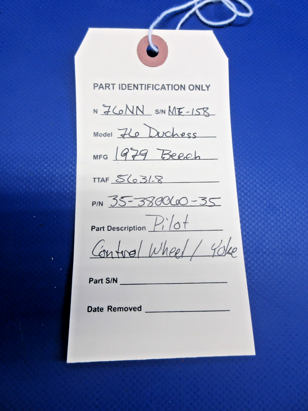 Beech 76 Duchess Pilot Control Wheel / Yoke P/N 35-380060-35 (0526-835)17