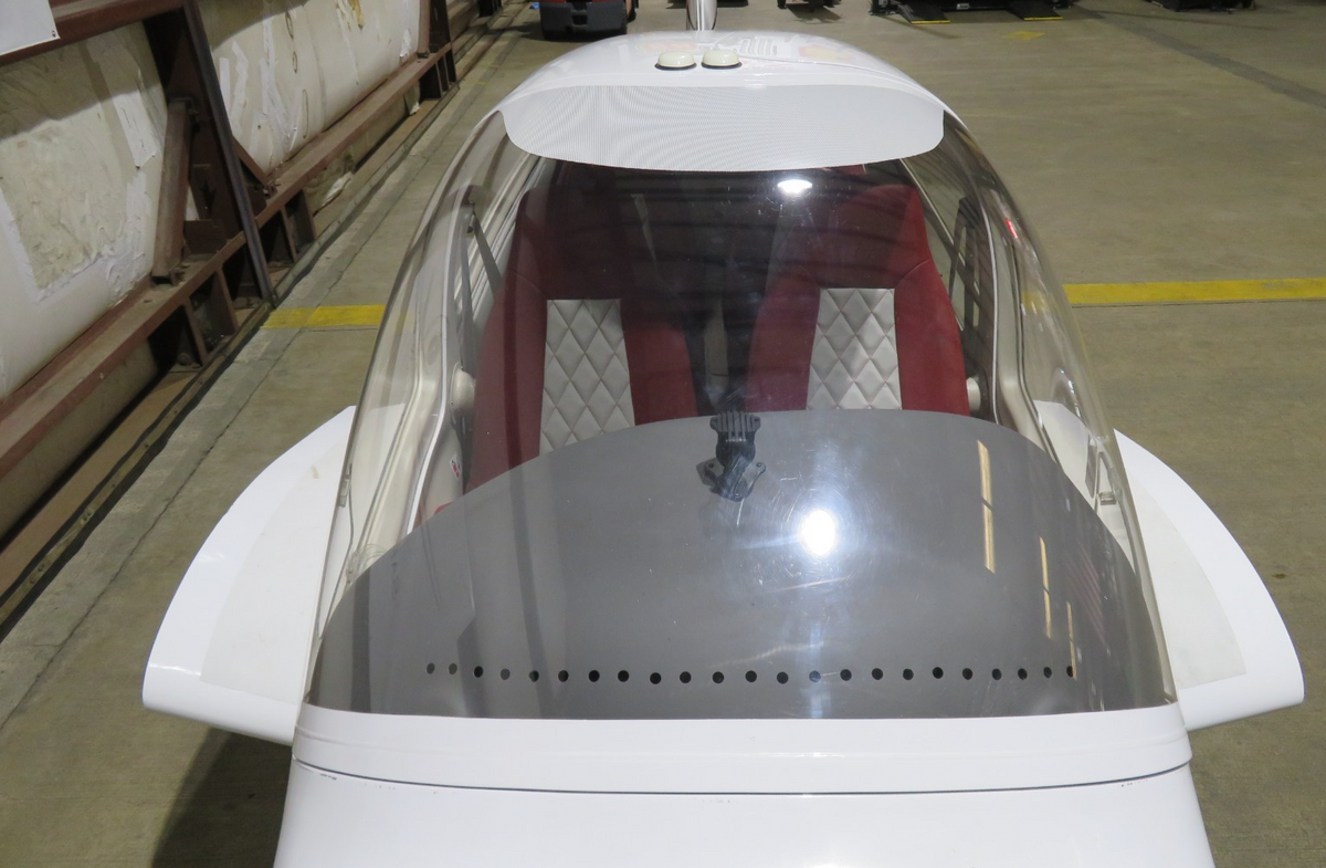 Diamond DA-40 Canopy Clear Tint P/N D41-5210-00-00 (0526-98)1