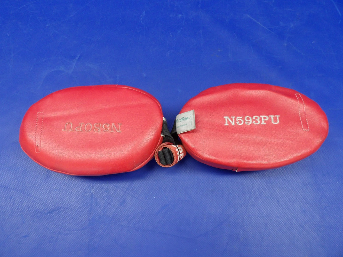 Cirrus SR20 Cowl Air Inlet Plugs (0426-2011)7