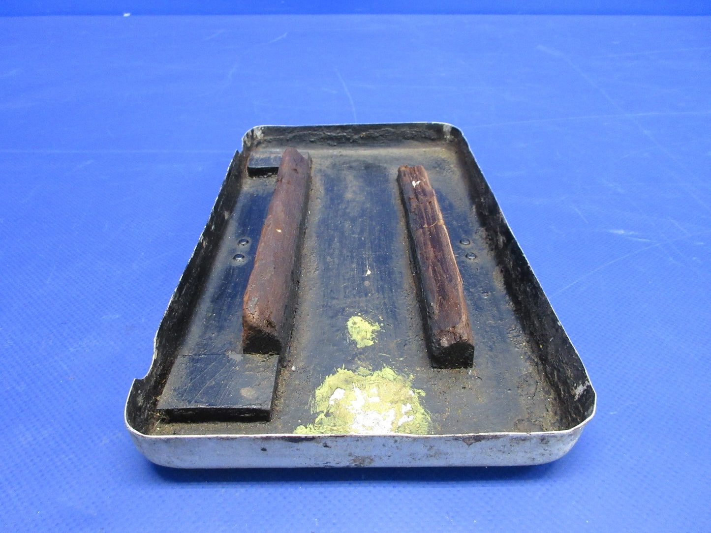 Mooney M20 / M20C Battery Box Lid P/N 8222-1 (0426-787)9