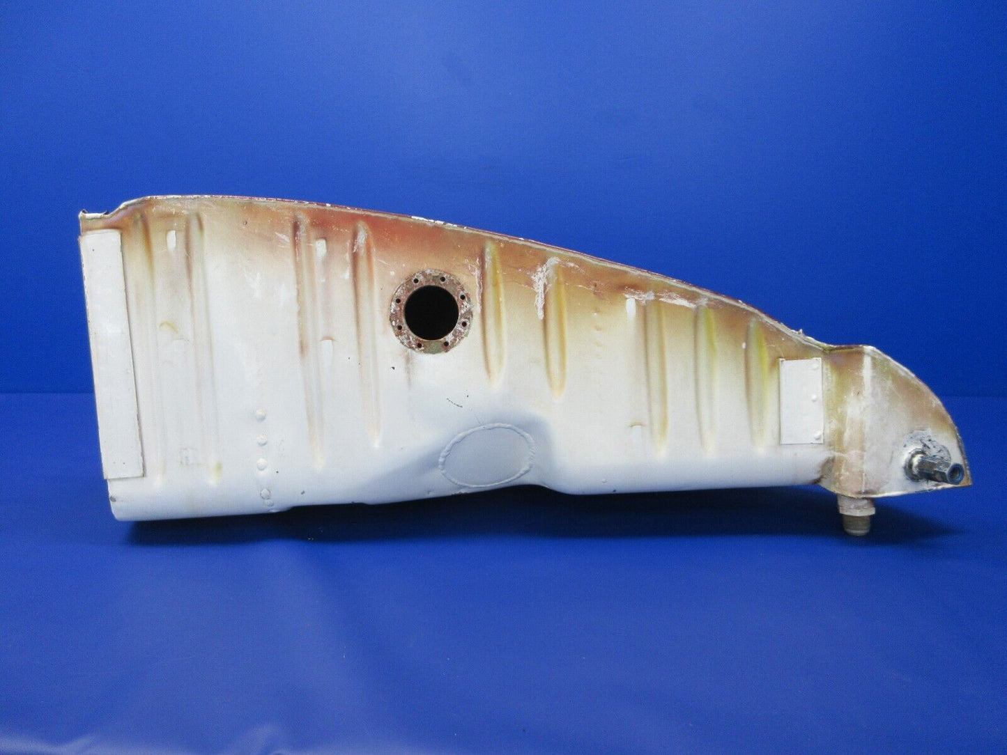 Bell 47J-2 Helicopter Fuel Tank LH P/N 47-682-143-43 (1124-1413)