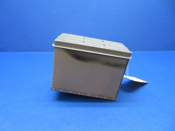 Beech C24R Sierra Battery Box w/ Lid P/N 169-364010-32 (0524-2044)