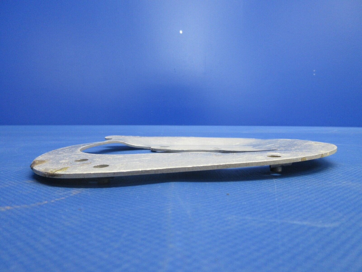 Cessna Wheel Pant Bracket RH P/N 0441143-24 (0324-1122)