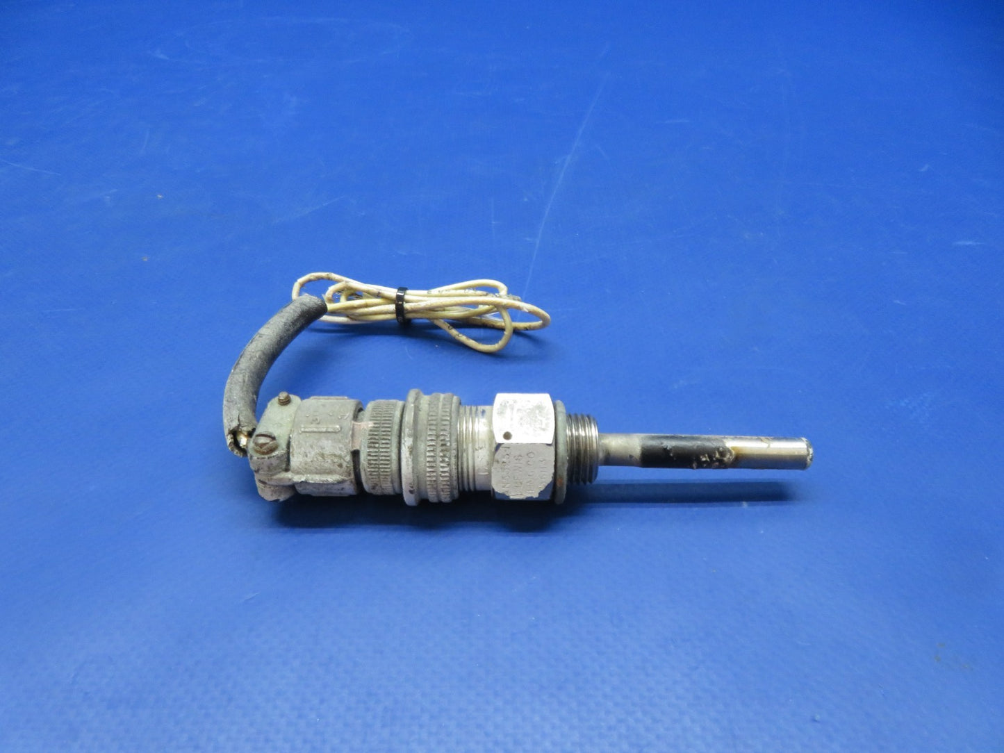 Cessna 310 / 310I Lewis Oil Temperature Probe AN5525-1 TESTED (0426-116)4