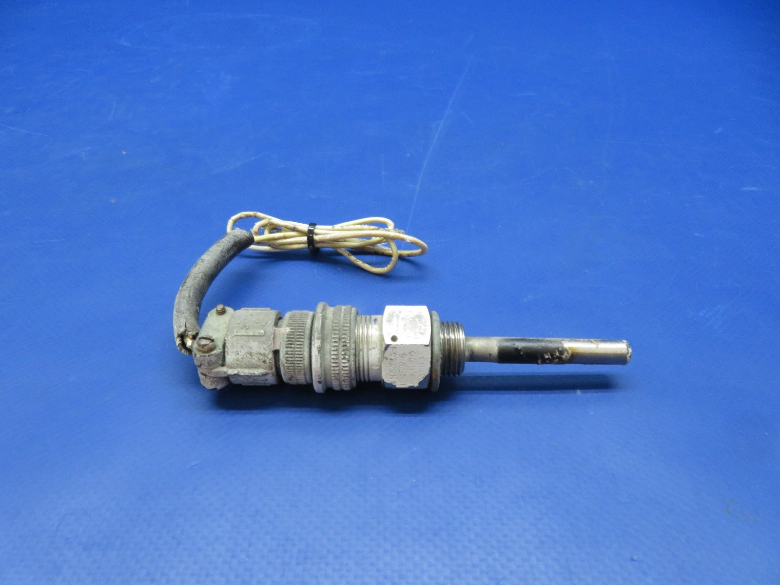 Cessna 310 / 310I Lewis Oil Temperature Probe AN5525-1 TESTED (0426-116)4