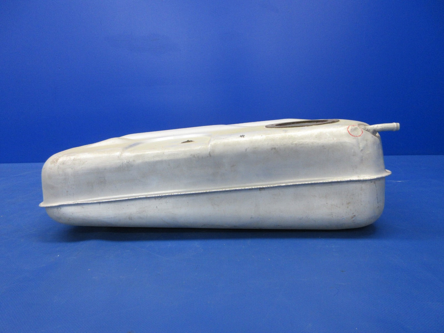 Cessna Skymaster 337 INBD RH Fuel Tank P/N 156057-2 (1124-2033)14