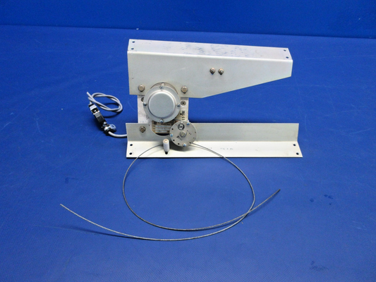 S-Tec Trim Servo w/ Brackets & Connectors P/N 0106-T9 WARRANY (0526-917)0