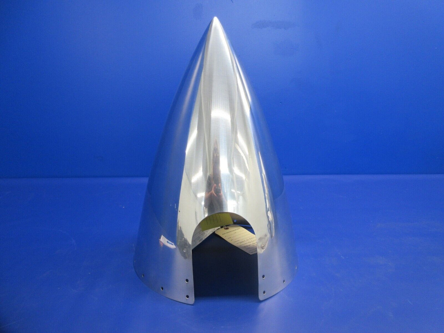 McCauley 3 Blade Propeller Spinner Polished P/N D5212 REPAIRED w/Tag (1124-2061)