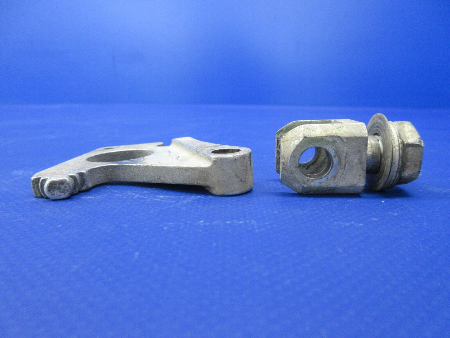Early Cessna 210 Main Gear Down Lock Pawl & Bolt RH P/N 1241058-4 (1224-1317)