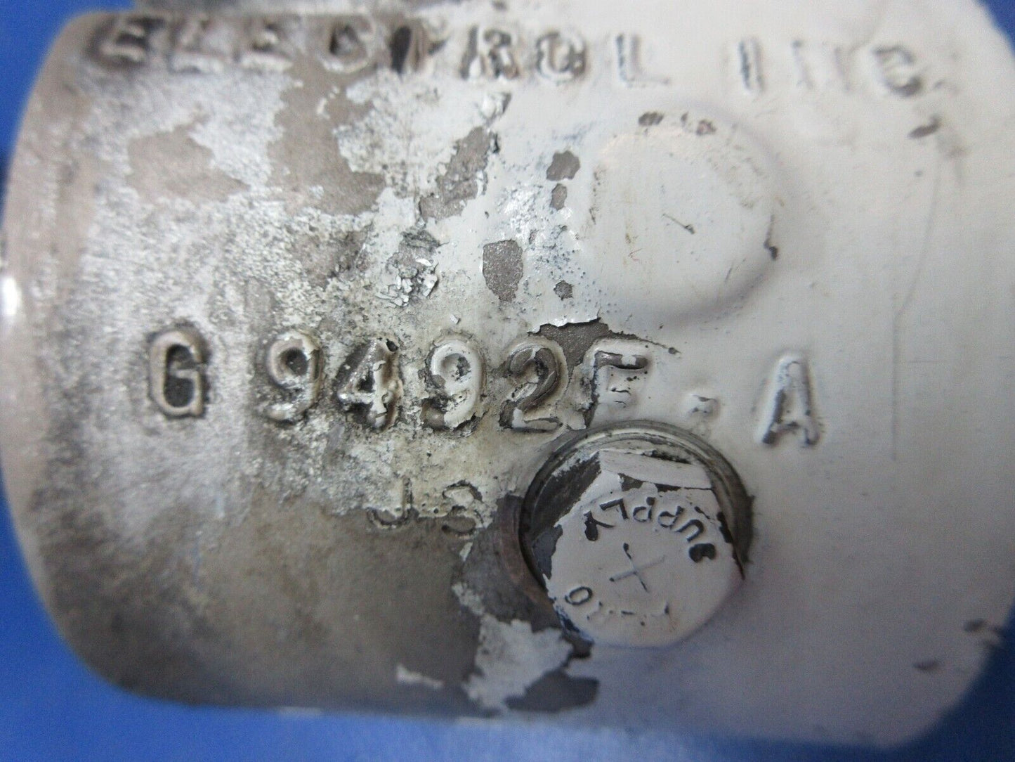 Piper PA-23-250 Aztec RH Main Gear Yoke, Rod & Axle P/N 31824-02 (0924-1289)