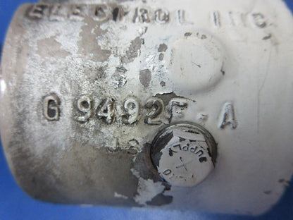 Piper PA-23-250 Aztec RH Main Gear Yoke, Rod & Axle P/N 31824-02 (0924-1289)