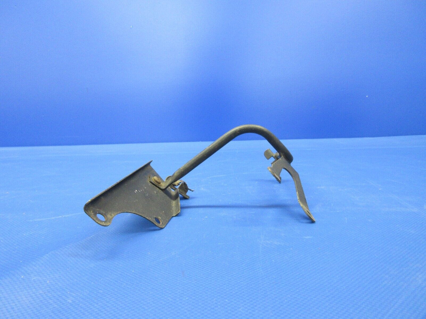 Piper PA38-112 Tomahawk Throttle /  Mixture Cable Bracket 77968-02 (0324-1205)