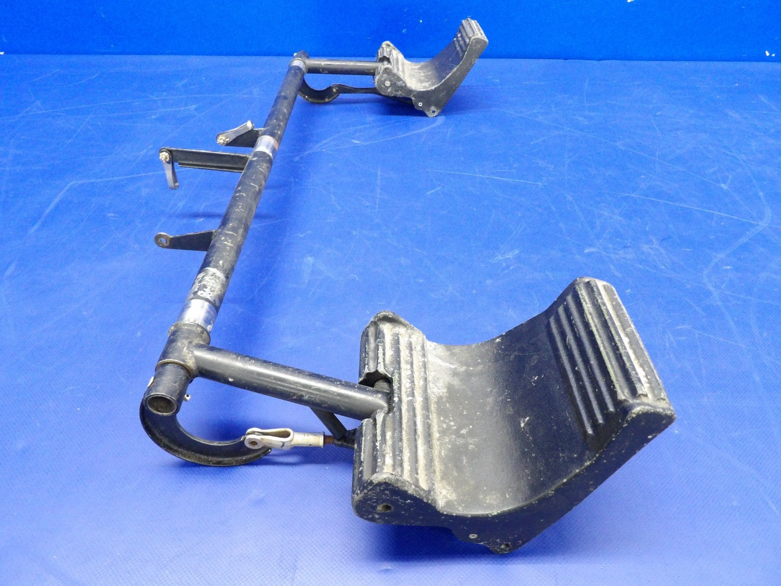 Cessna 421 Rudder Pedals & Torque Tubes P/N 0861706-1 (0726-2087)7