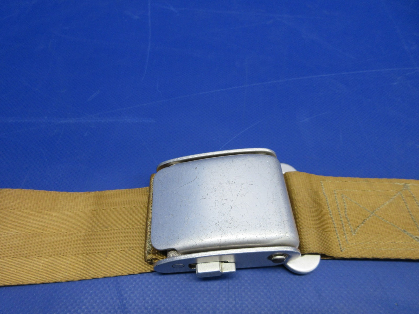 Beech Davis Aircraft Products FDC-2700 Seat Belt (0326-800)5