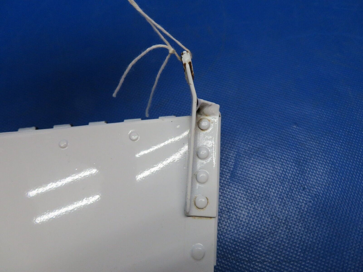 Piper PA-23-250 Aztec Rudder Trim Tab Assy P/N 16136-00, 1636-000 (0424-1719)
