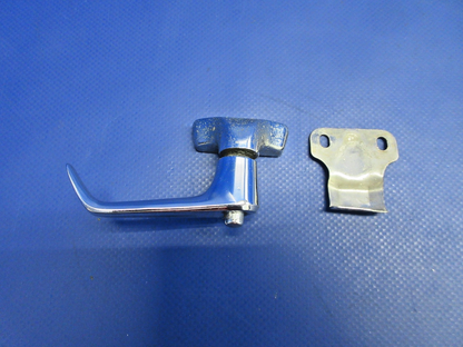 Cessna RH Cabin Door Window Latch & Striker Plate S1483-1, 0517002-1 (0926-859)1