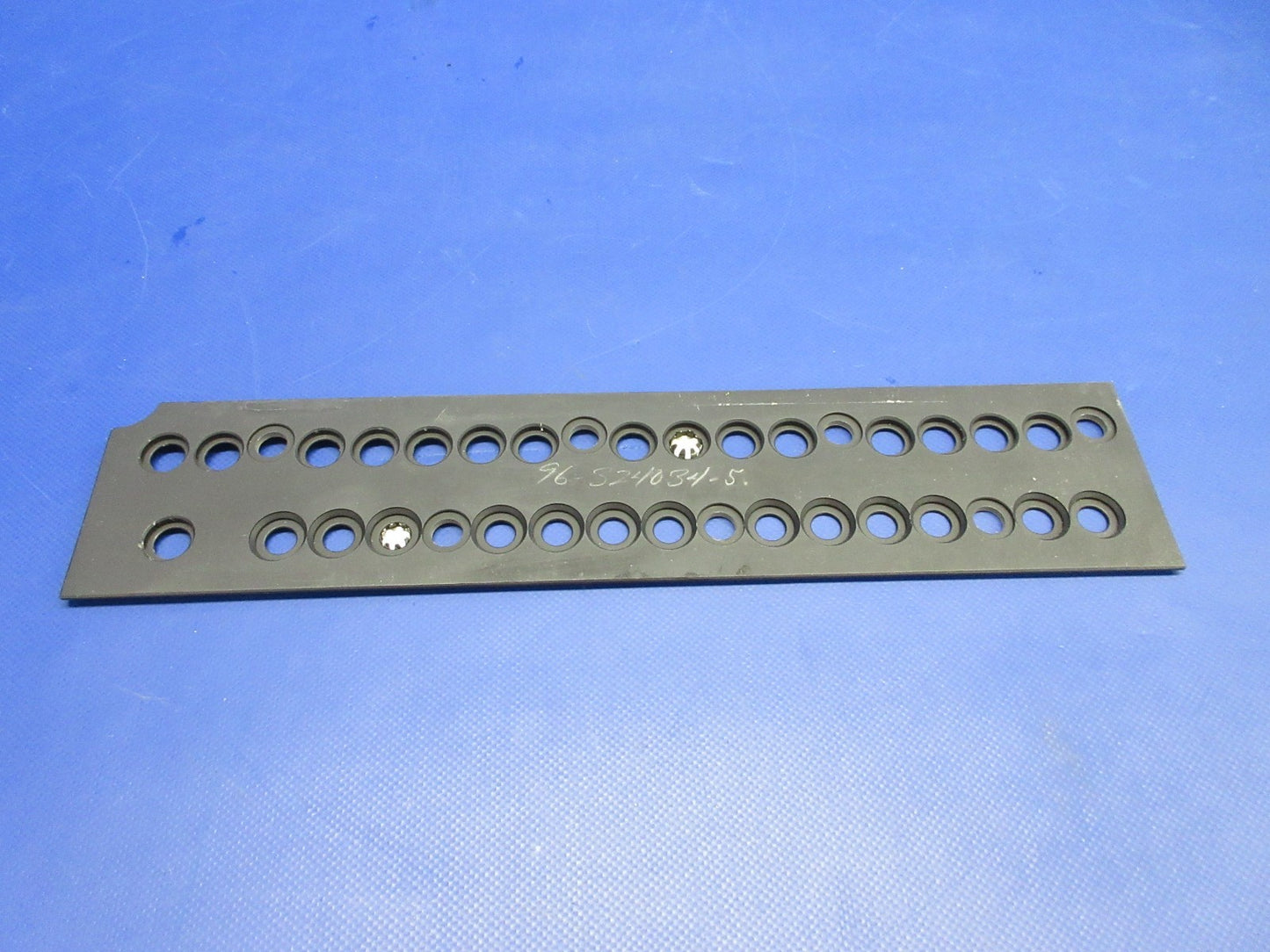 Beech D95A Travel Air Instrument Switch Sub Panel P/N 96-324034-7 (0326-737)2