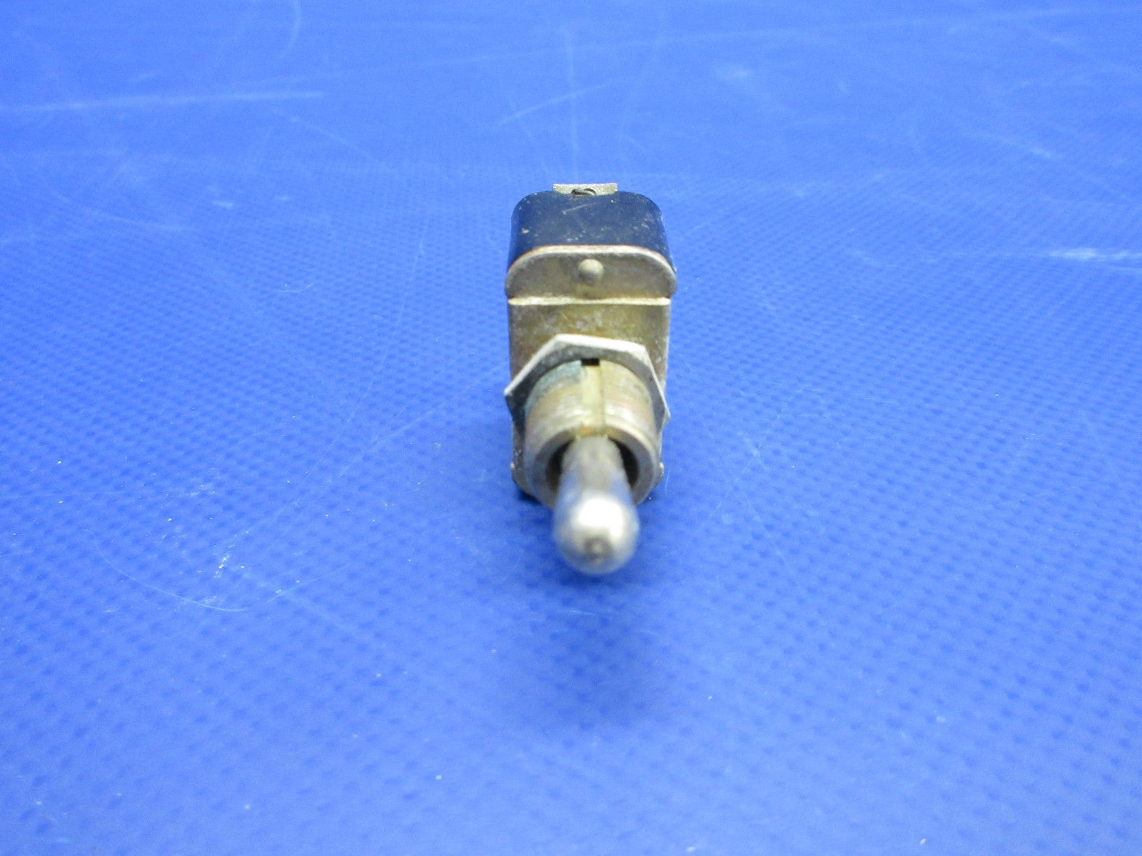 Globe GC-1B Swift Assorted Switches / Rheostats LOT (0326-796)15