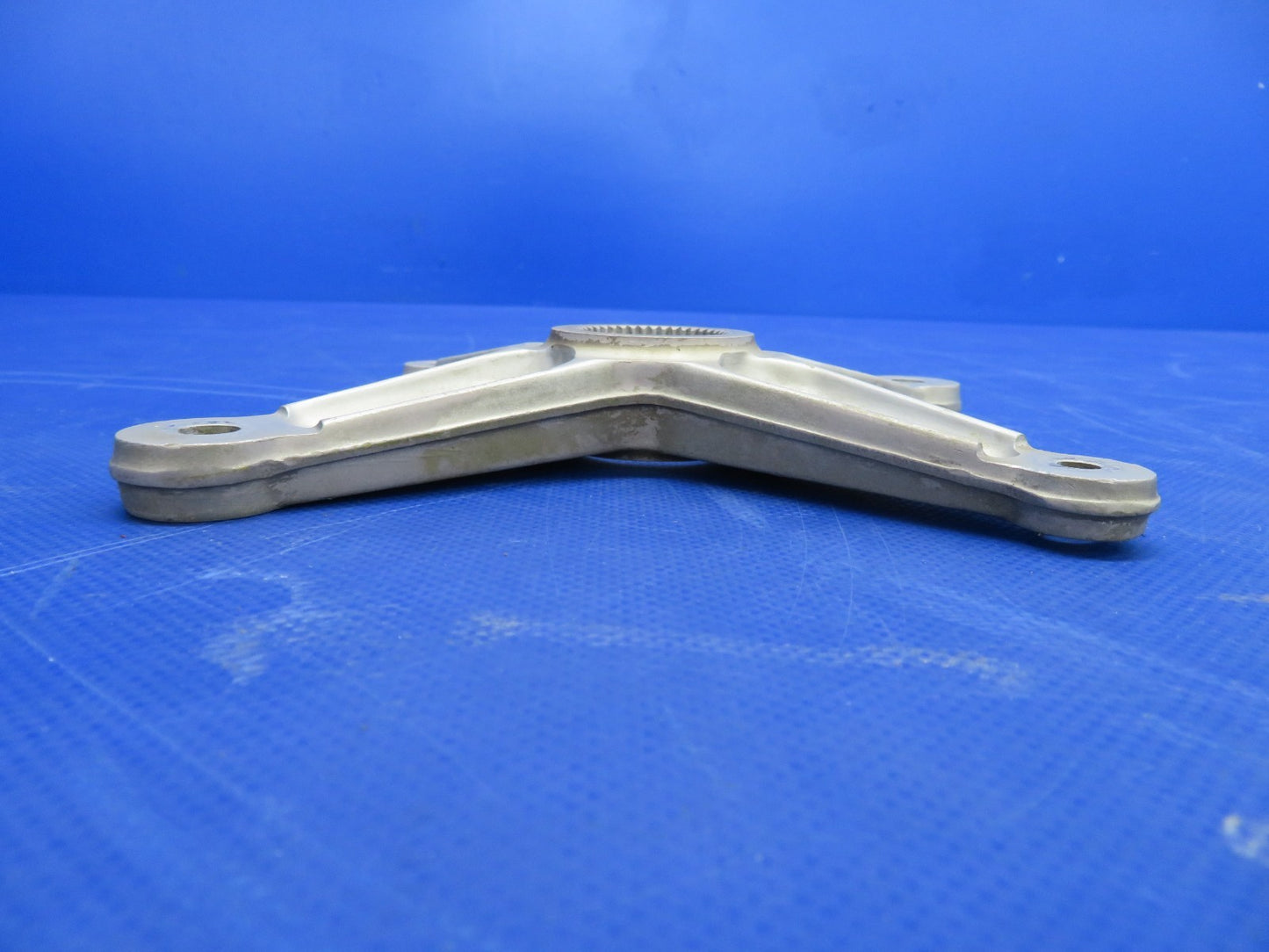 Beech F35 Bonanza Landing Gear Actuator Retract Arm P/N 45-810090 (0726-468)5